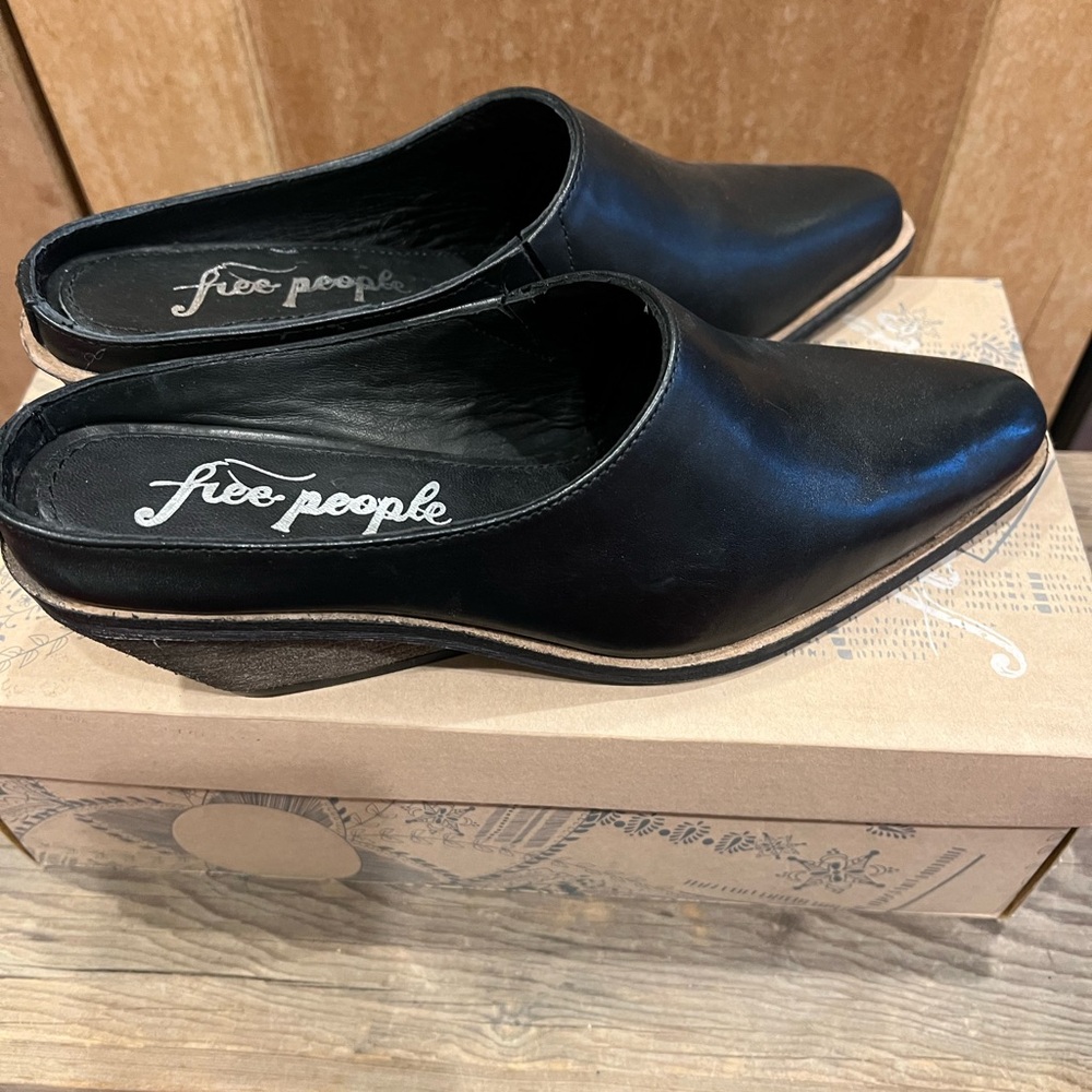 NIB Free People Tallulah Western Wedge EU 37 US 7